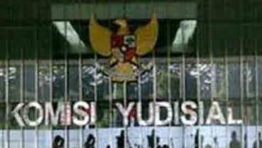 KOMISI YUDISIAL (KY) Buka Lowongan 350 Hakim